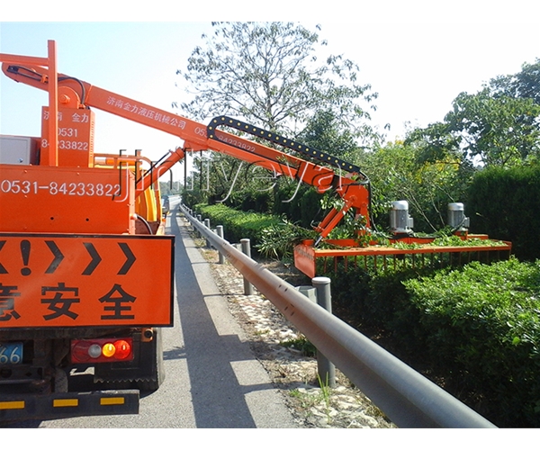 Vehicle mounted hedge trimmer